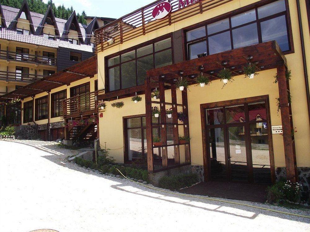 Mistral Resort Moeciu De Sus Exterior photo